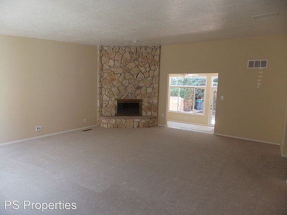 2nd image of 6309 Annapolis Dr NE
