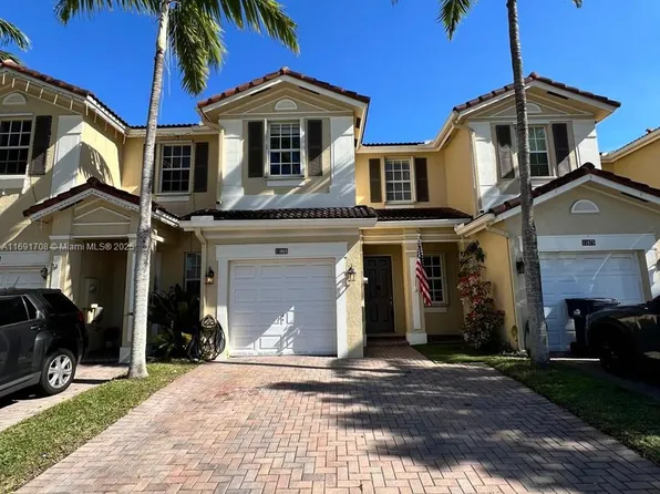 11865 SW 152nd Pl, Miami, FL 33196