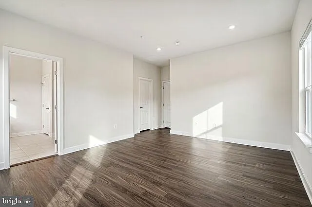 2715 Evansgreen Dr — Photo 15