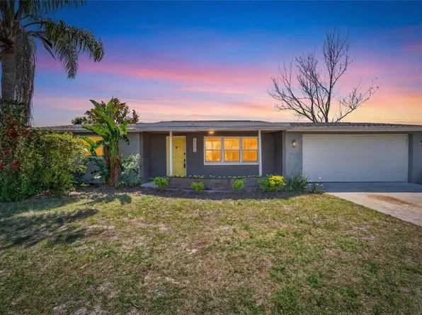 5300 Falcon Dr, Holiday, FL 34690