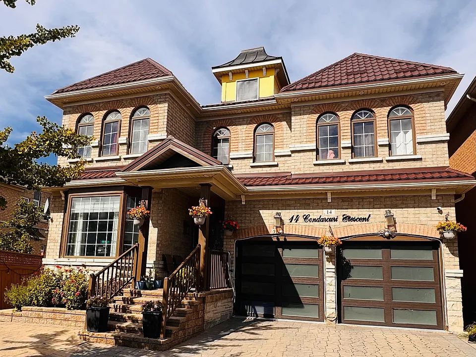 14 Condarcuri Cres #BASEMENT