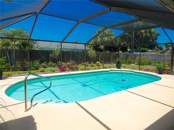 30 x 15 In-ground concrete, graduated to 6 foot deep pool