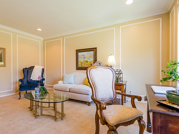 4th image of 2986 E Pine View Dr