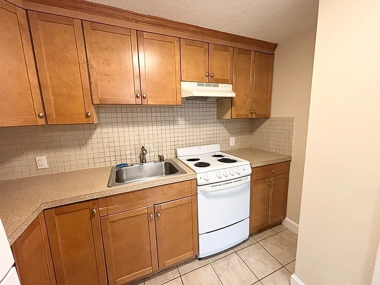 95 Copeland St #4 — Photo 21