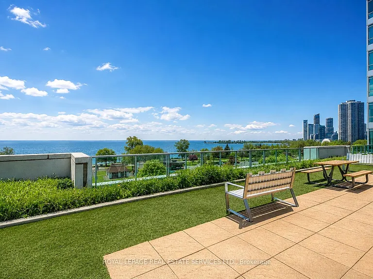 1900 Lake Shore Blvd W #701 — Photo 33