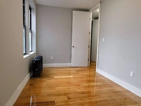 5th image of 594 Union Ave #5C