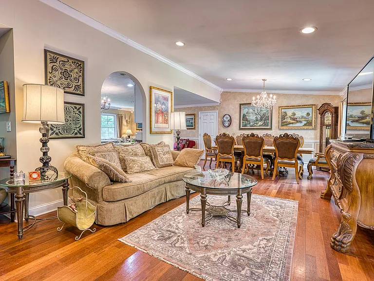 31 Shepard Way — Photo 10