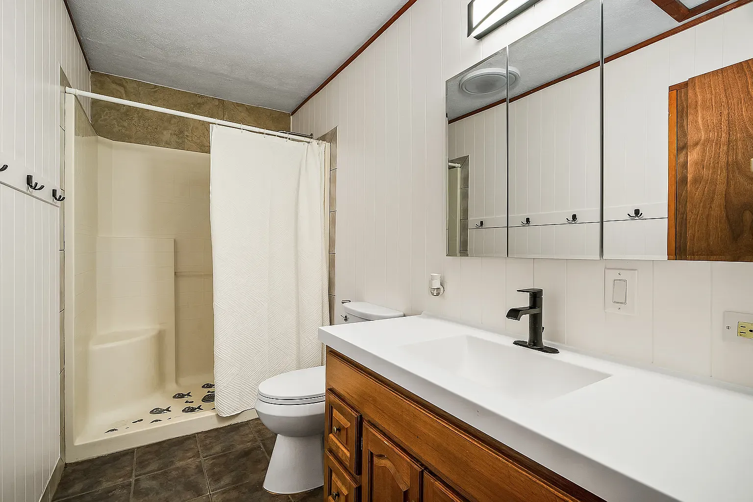 3 bed, 2000 sqft, $3,500 — Photo 1