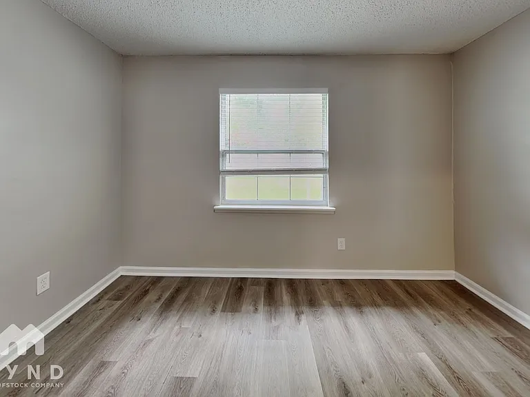 10958 Mandarin Station Dr E — Photo 12