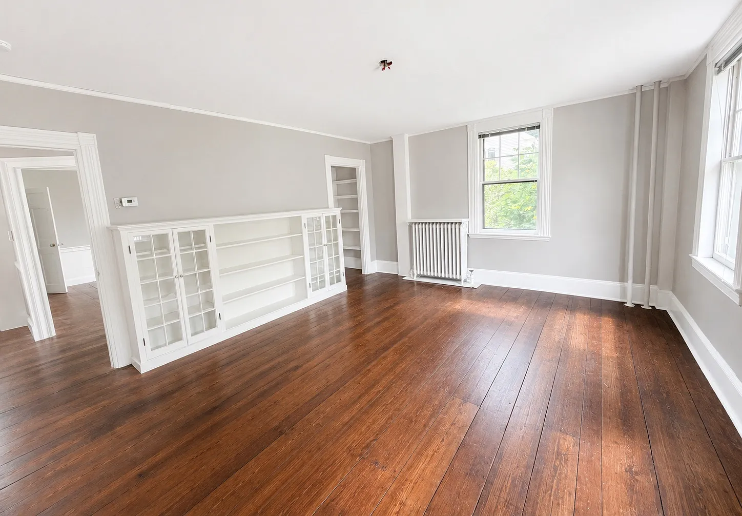 3 bed, 2559 sqft, $6,500 — Photo 1