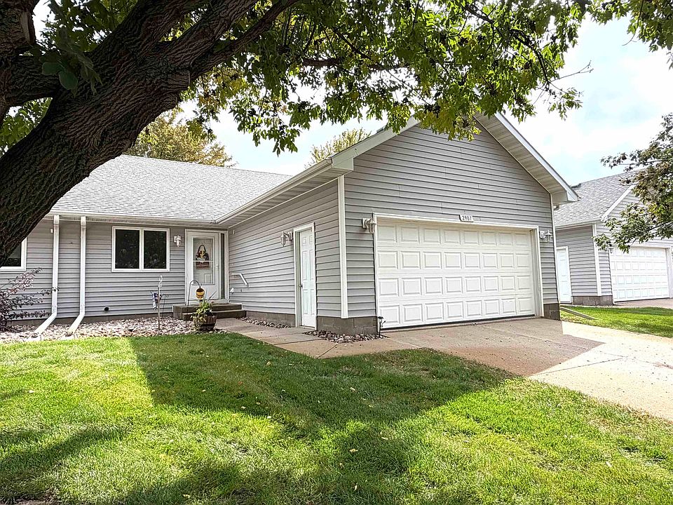 1st image of 2907 Adkins Dr
