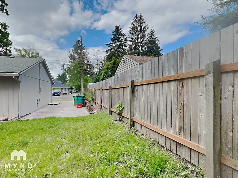 8612 Sw Ctr — Photo 30