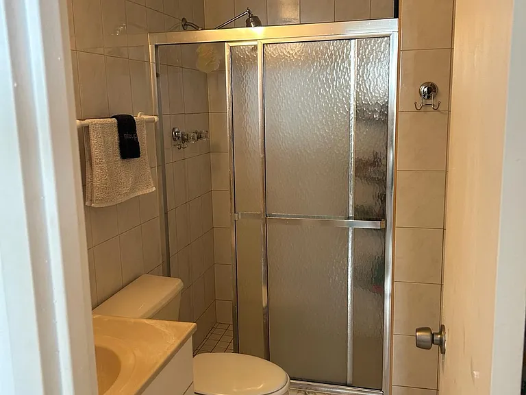7441 Wayne Ave #14D — Photo 15