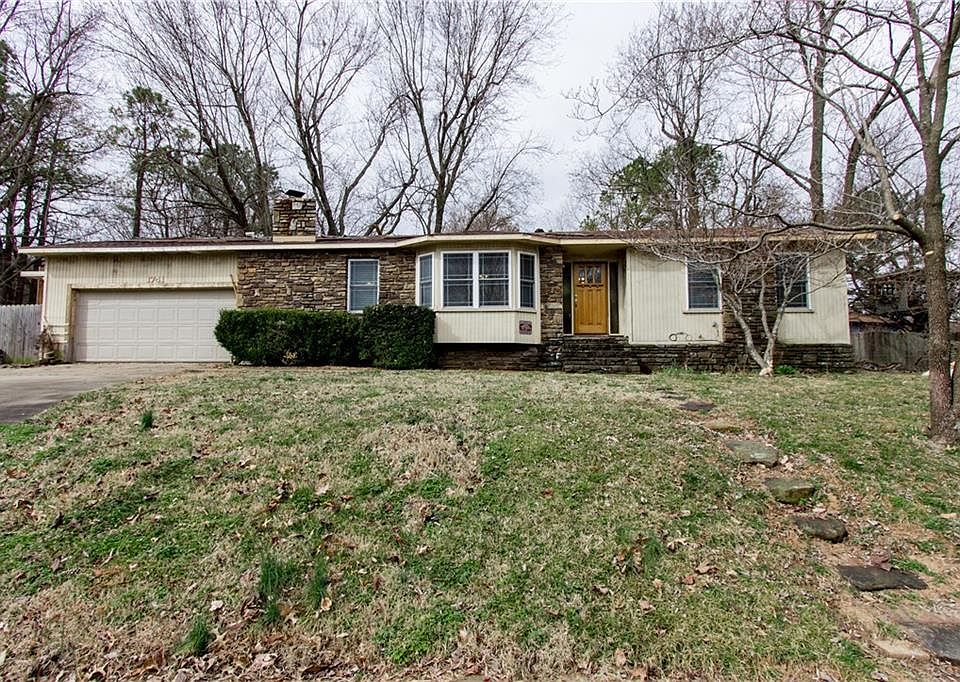 1st image of 1741 N Sioux Ct