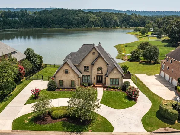 1608 Wingfield Dr, Birmingham, AL 35242