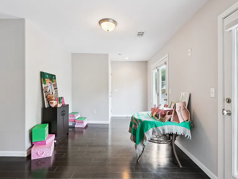 200 Cedar Place Row — Photo 21