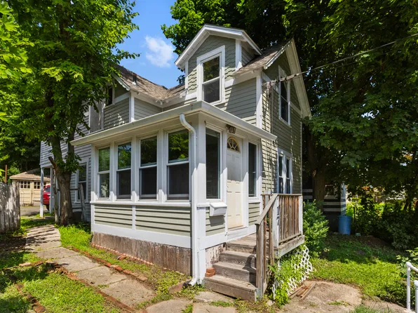 17 Greenwood Street, New Britain, CT 06051