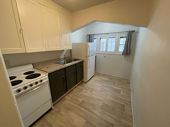 4th image of 1214 14th Ave N #2