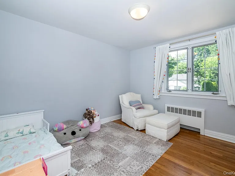 18 Carlyle Pl — Photo 21