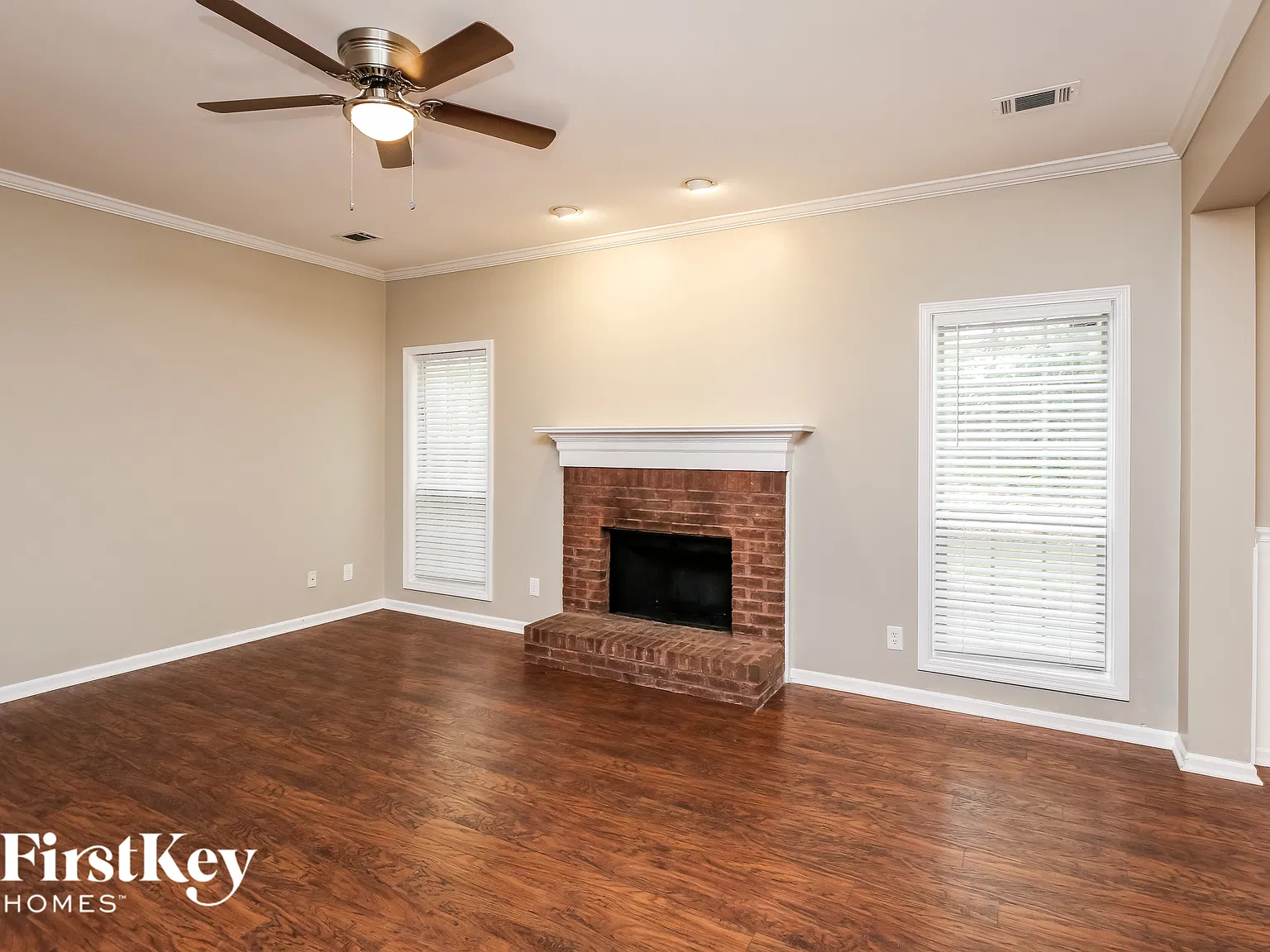 4 bed, 2.5 bath, 2836 sqft, $3,225 — Photo 3