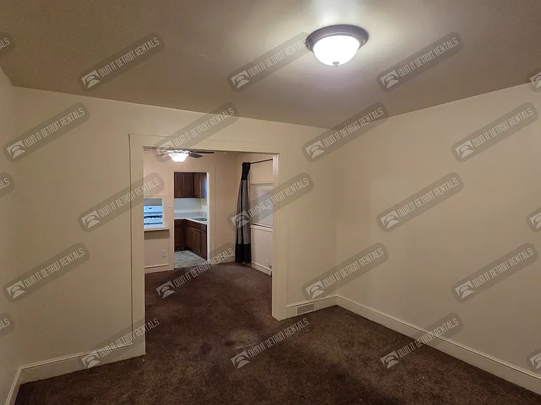 15887 Muirland St — Photo 4