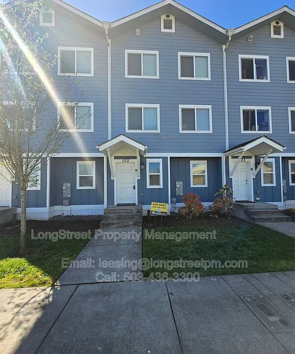 132 SW Avery Ave #103