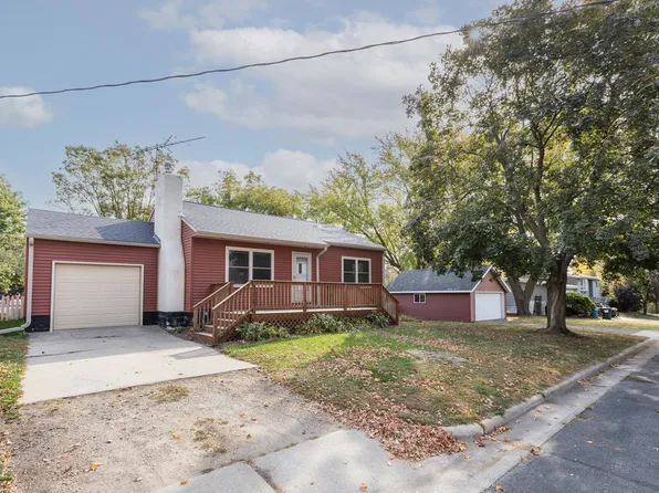 106 7th Ave SW, Kasson, MN 55944