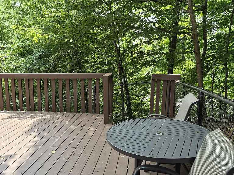 It was 1pm and already have shade! This deck space is shaded all the time and offer peaceful relaxation.