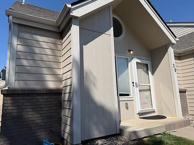 2900 Ross Dr #L36 — Photo 1