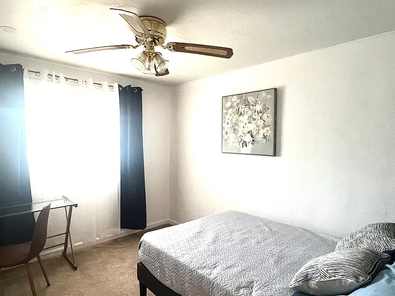 1158 N Santa Rosa Ave — Photo 11