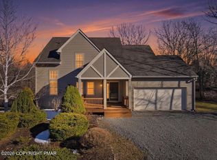 212 Wild Pines Dr, Pocono Pines, PA 18350