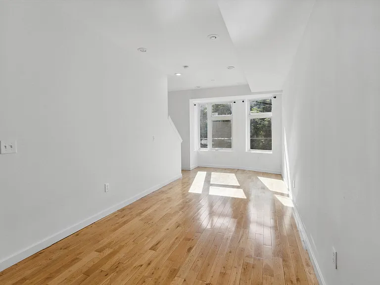 1247 N 28th St #2A — Photo 15