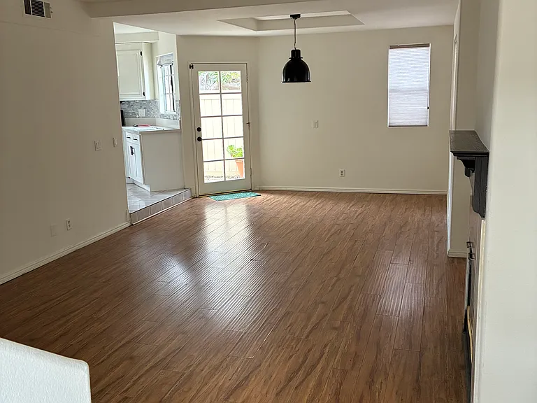2176 Pacific Ave #B — Photo 3