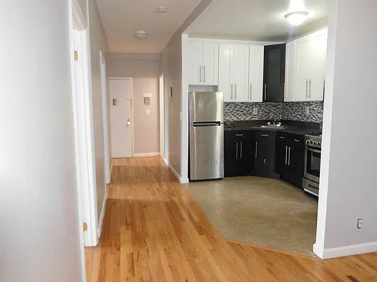 Rented by Bohemia Realty Group | media 10