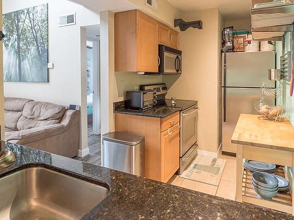 2nd image of 3311 Haviland Ct APT 304