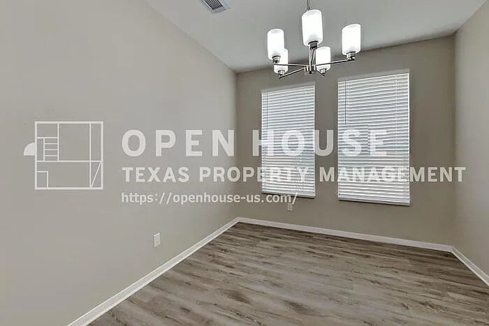 15323 Fir Woods Ln — Photo 8