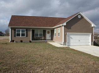 1601 Hannah Dr, Lawrenceburg, KY 40342