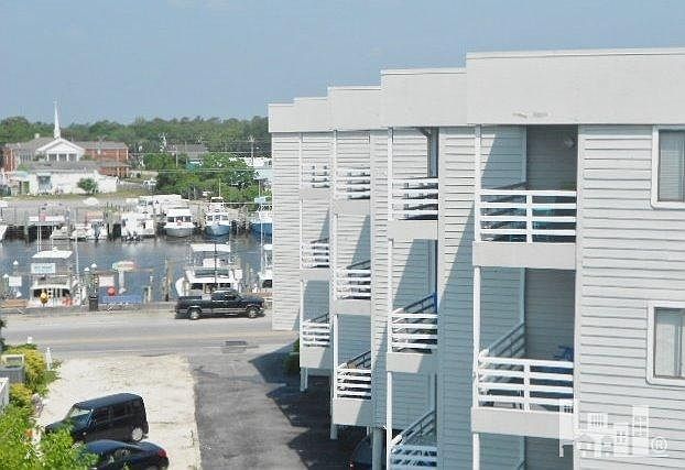 Convenient located across the street from the ocean and the canal.