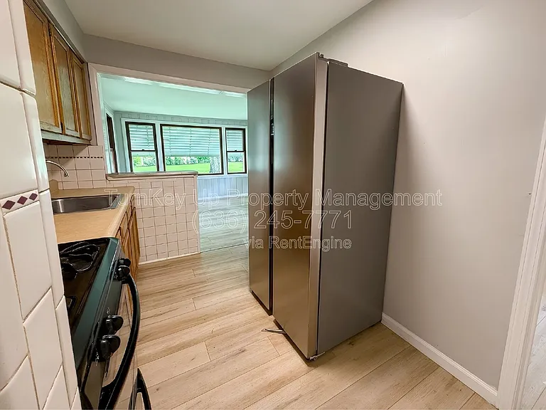 7724 Monroe Dr — Photo 4