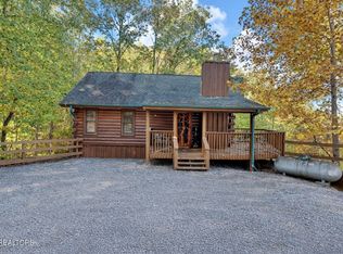 3195 Emerald Springs Loop, Sevierville, TN 37862