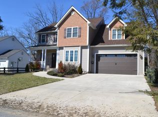 807 Maple Ave, Waynesboro, VA 22980