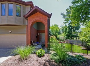 3305 Old Glenview Rd UNIT D, Wilmette, IL 60091