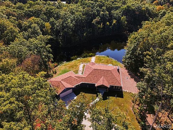 2nd image of 20 Stearman Ct