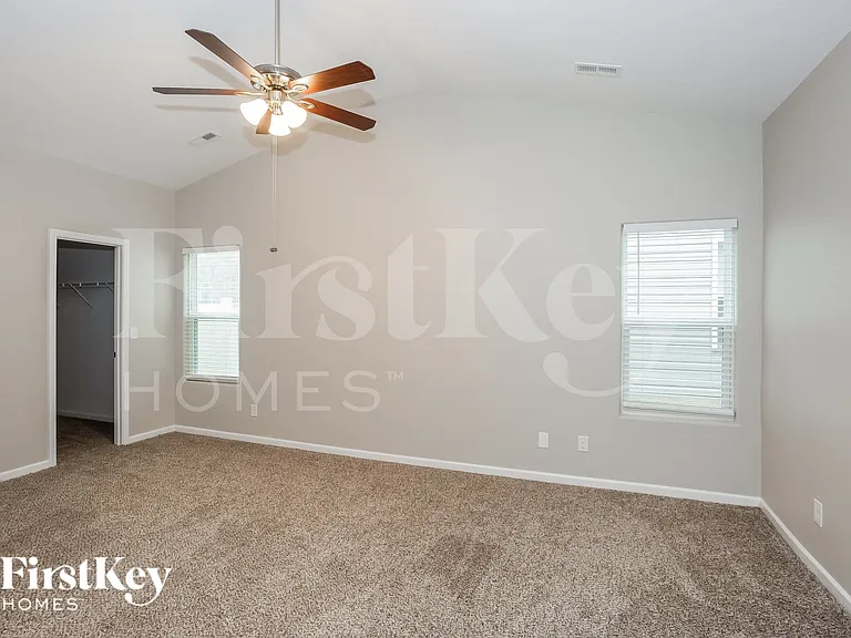 1828 Allegheny Dr — Photo 9
