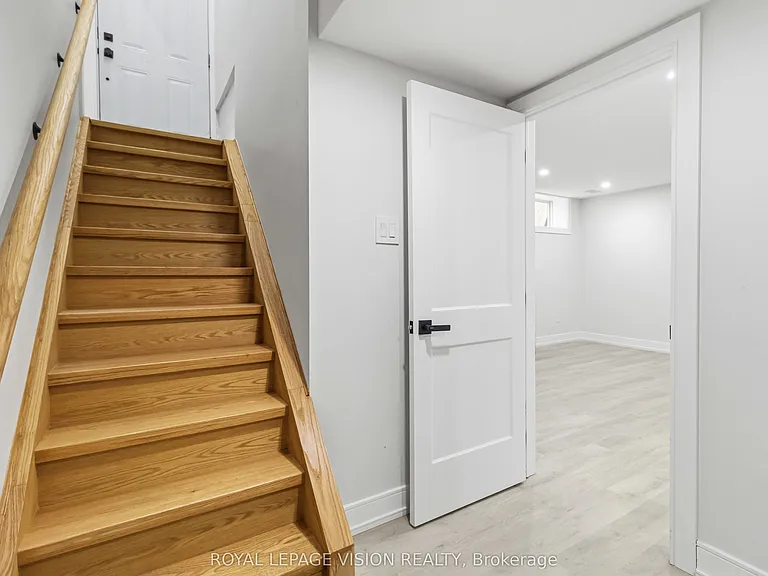 77 Thomas St #LOWER — Photo 21