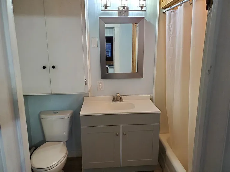55 Oak St #1 — Photo 19