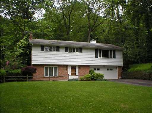 1st image of 245 Grandview Dr