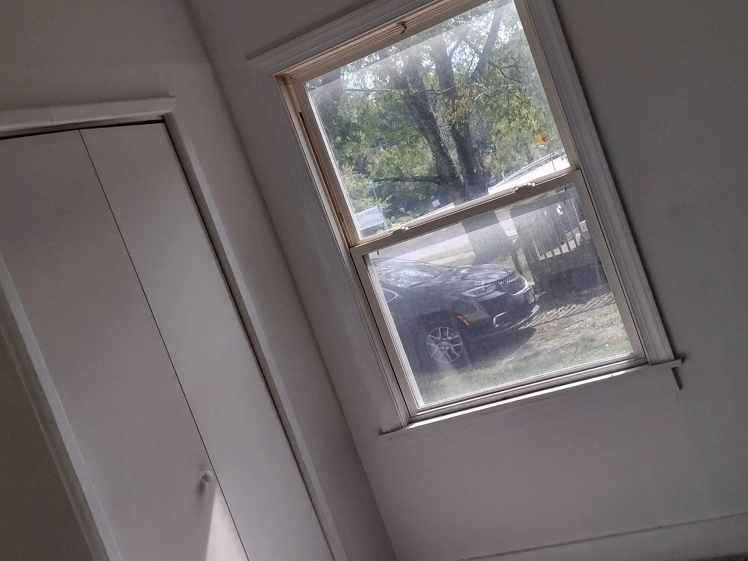 2 bed, 900 sqft, $1,000 — Photo 3