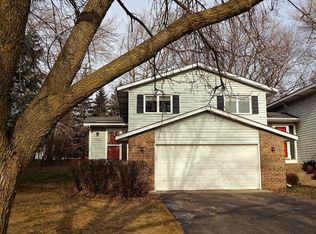 6489 Bonner Ct, Inver Grove Heights, MN 55076