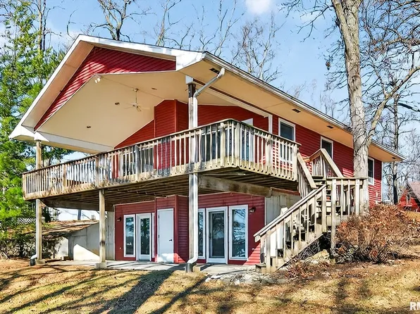 374 Charter Oak Pl, Dahinda, IL 61428